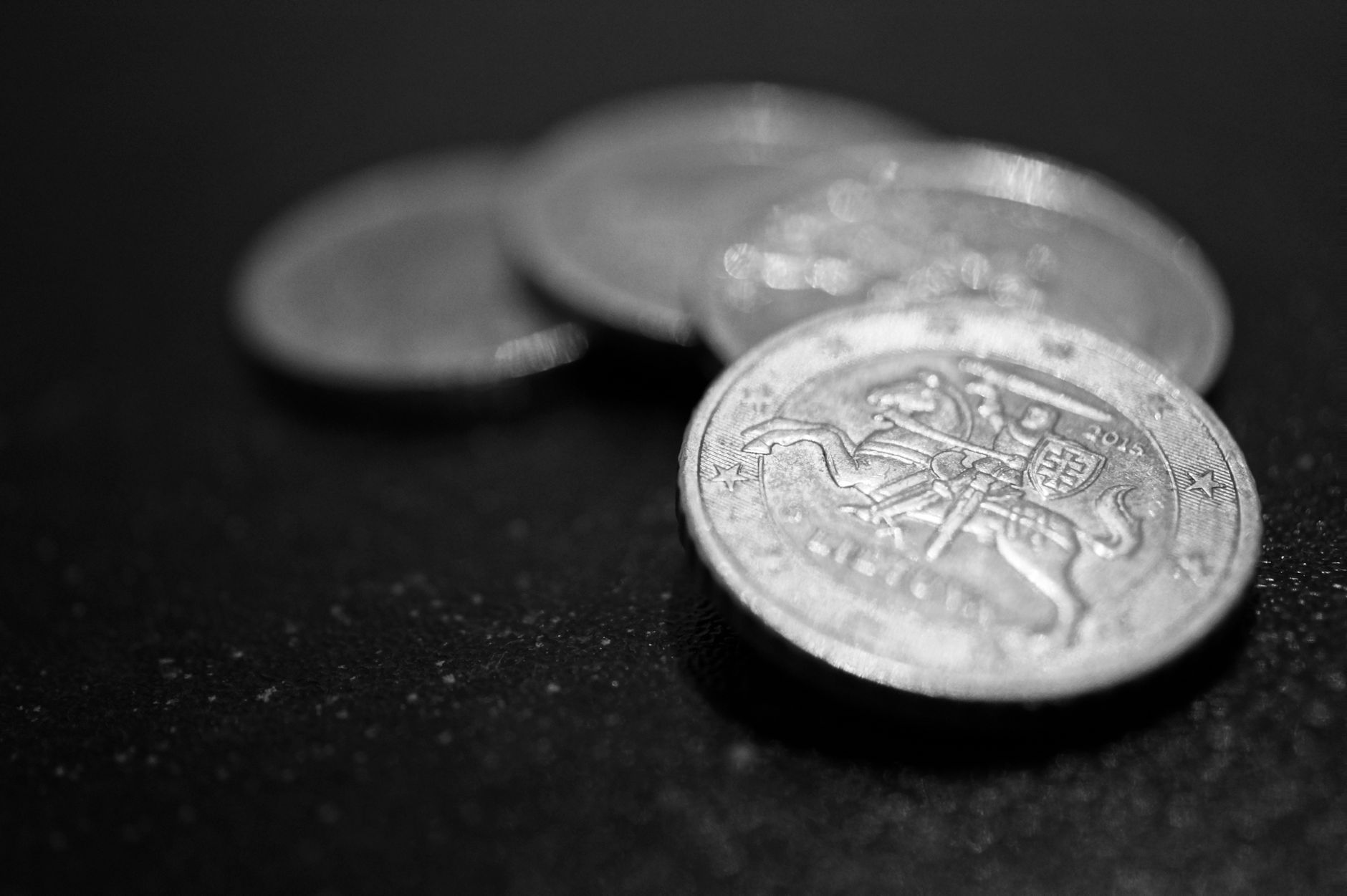 Silver Prices Steady: Proven Stability at ₹2,500/10g